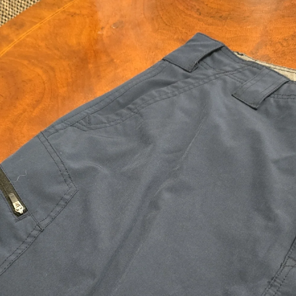 Navy Cargo Shorts for Men‎